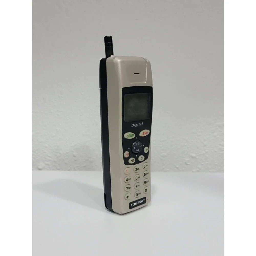 Vintage Y2K 2000 - AudioVox CDM 3000XL. Mobile Cell Phone - Untested